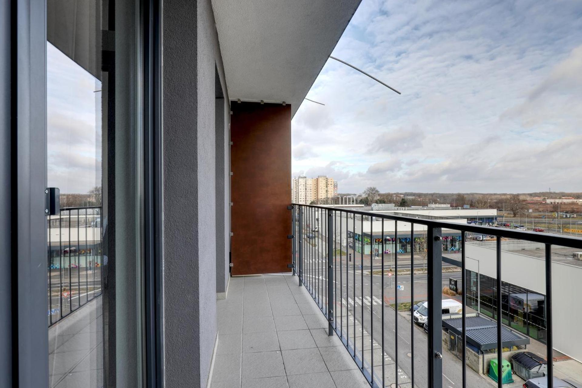Star Cozy Apartment In A Modern Neighborhood Μπρατισλάβα Εξωτερικό φωτογραφία